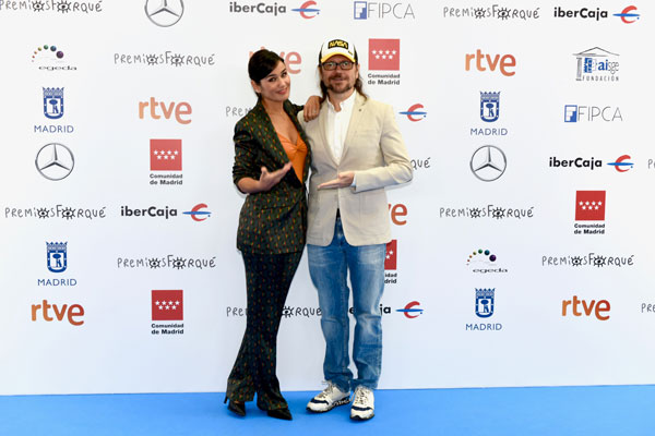 Elena Sánchez y Santiago Segura conducirán la gala del 25º aniversario de los Premios José María Forqué