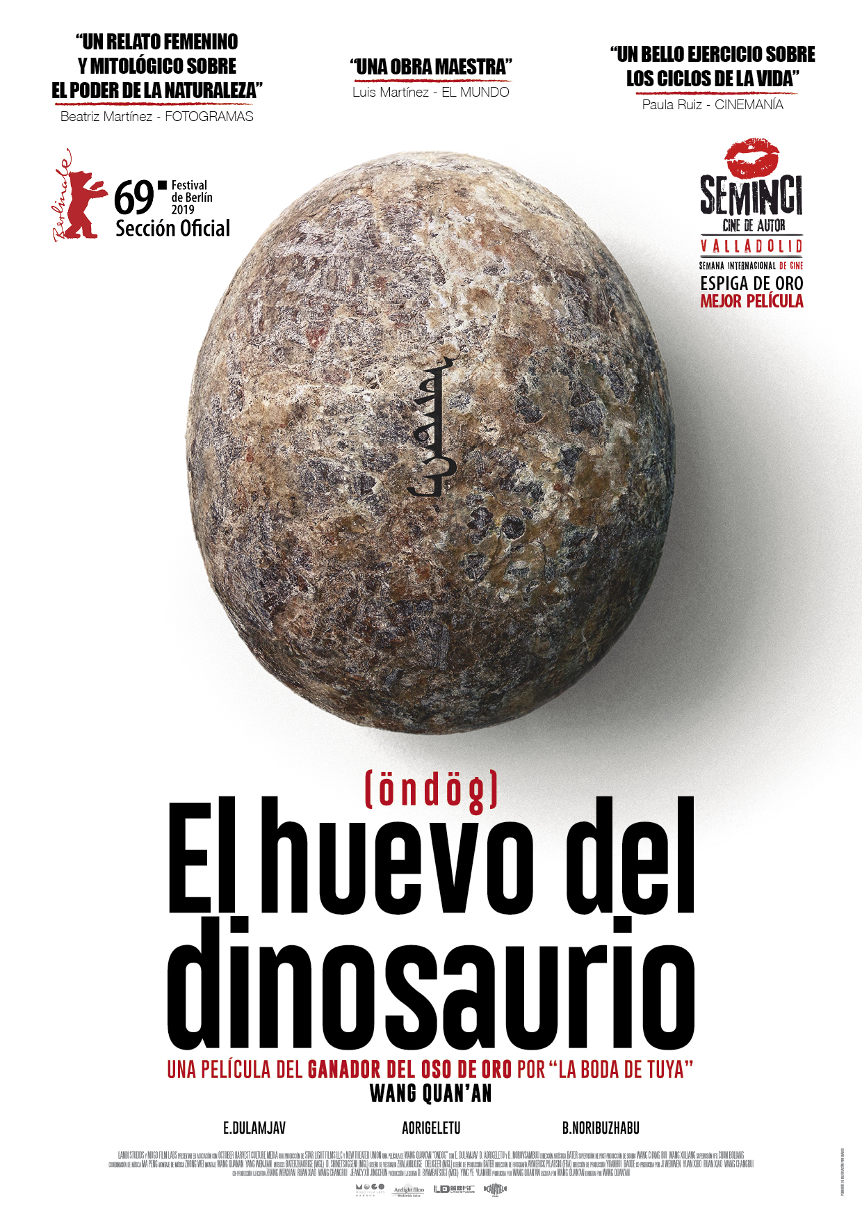 'El Huevo del Dinosaurio' eclosiona en su tráiler en castellano