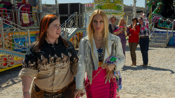 Marta Martín y Saida Benzal le ponen chispa a la vida en 'Por H o Por B'