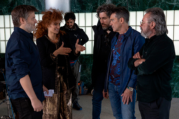 'Competencia Oficial' reinicia su rodaje