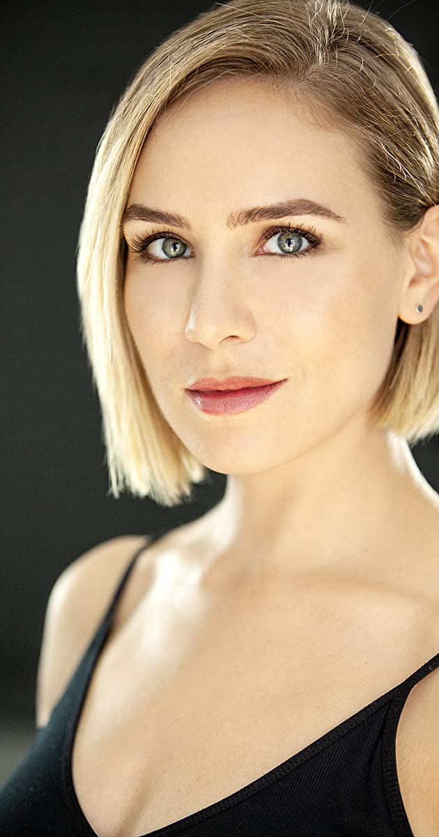 Amber Goldfarb: "Me encanta la forma en la que el cine español profundiza en ciertos temas que se consideran tabú en Norteamérica".