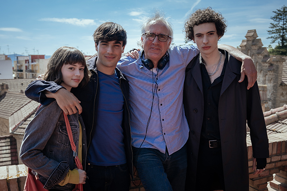 Comienza el rodaje de 'Hollyblood', dirigida por Jesús Font y protagonizada por Oscar Casas, Isa Montalbán, Piero Méndez y Carlos Suárez