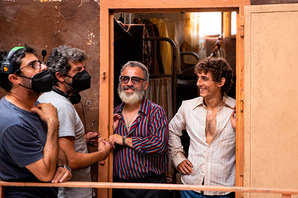 Javier Gutiérrez: "Es un lujo trabajar de nuevo con Alberto Rodríguez y Rafael Cobos, vuelves a la esencia de la actuación"