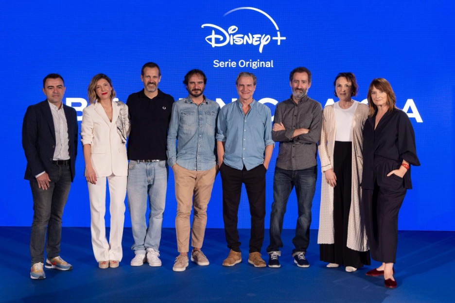 El rodaje de 'Balenciaga' se presenta en San Sebastián