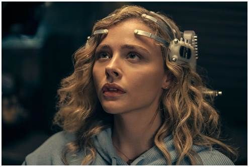 'The Peripheral' muestra su tráiler