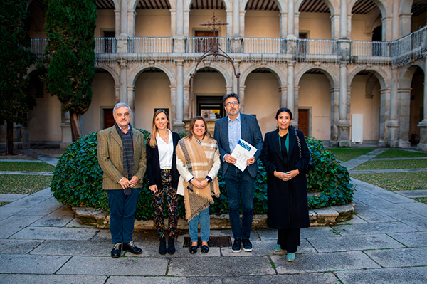 'Los renglones torcidos de Dios', Eduard Fernández, Laura Galán o Carlos Saura destacan entre los ganadores de la quinta edición de los Premios CYGNUS