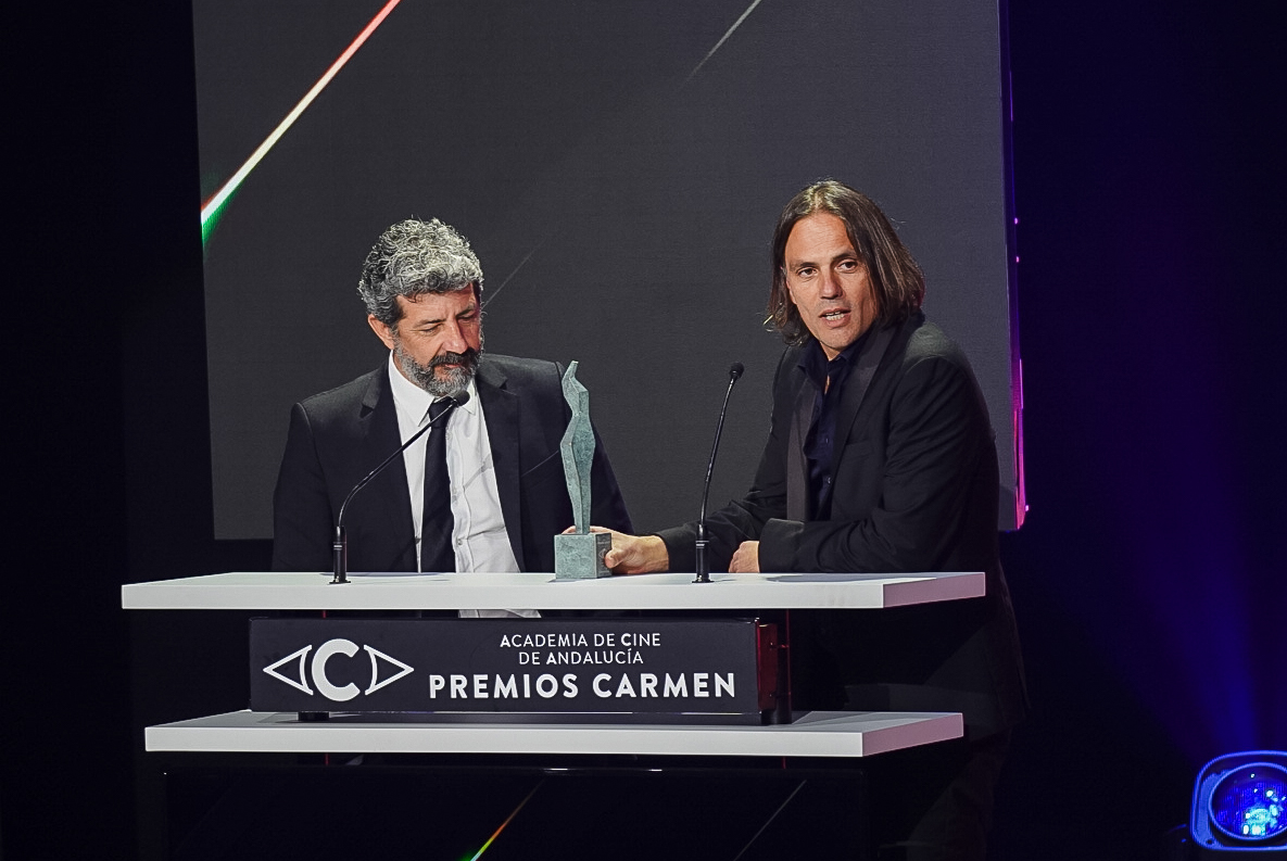 'Modelo 77' arrasa en los Premios Carmen
