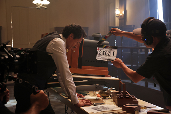 Movistar Plus+ y ViX anuncian el rodaje de la nueva serie de suspense 'El dentista' protagonizada por Demián Bichir